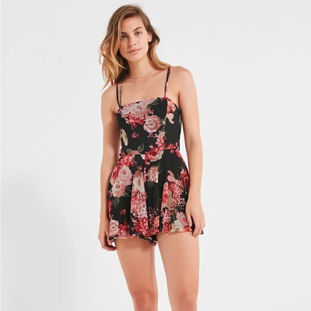 Urban Outfitter Floral Knit Mesh Romper Peonies Women’s Small - Sold Out Online